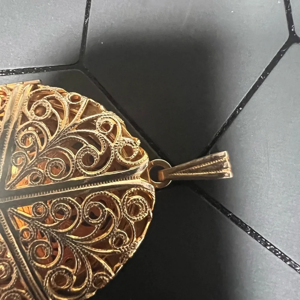 Vintage Gold Tone Filigree Locket Pendant